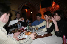 Ну, за встречу! Ну, за встречу!